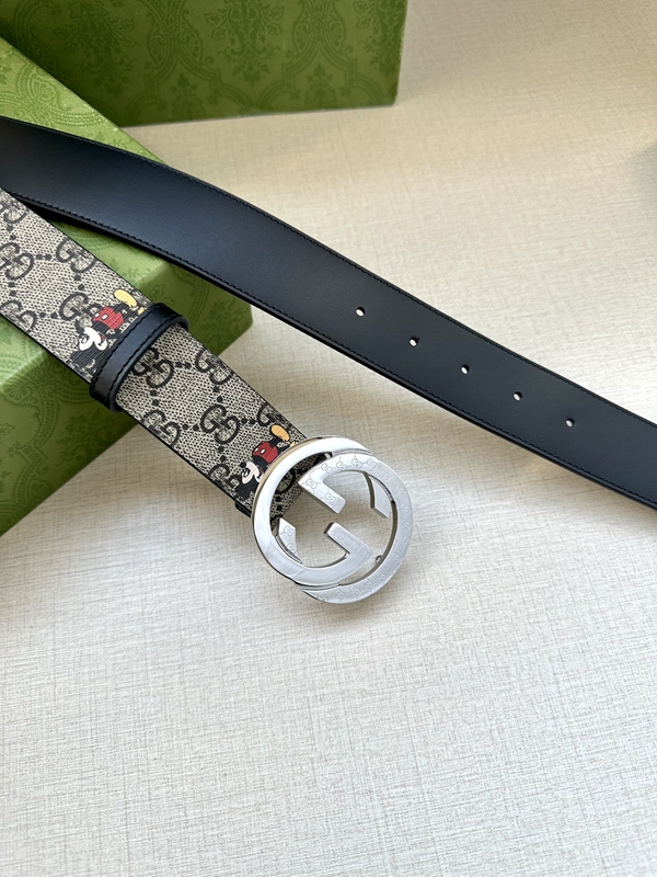 グッチベルト激安着用イメージ